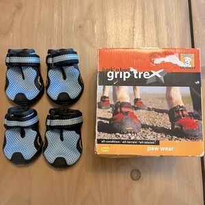 Ruffwear Dog Boots Grip Trex Size Small NIB